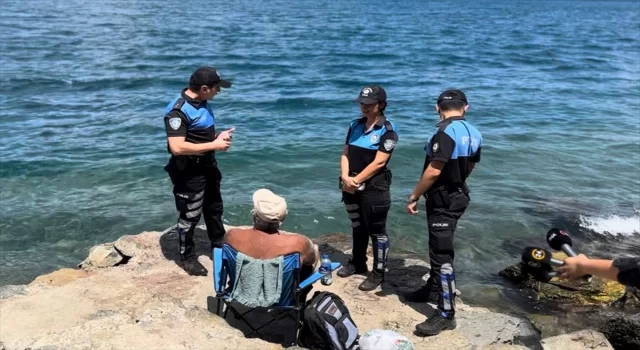 İstanbul’da polis ekipleri boğulma vakalarına karşı vatandaşları bilgilendirdi