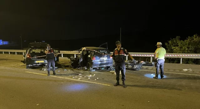 Kayseri’de iki otomobilin karıştığı kazada 2 kişi öldü, 4 kişi yaralandı