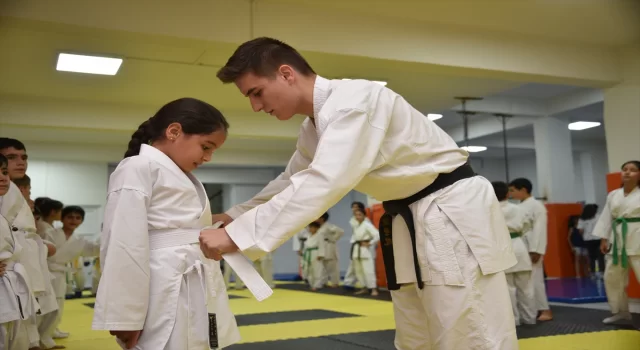 Karate Milli Takımı Antrenörü Güney, Şanlıurfa’da yetenekli çocukları spora kazandırıyor