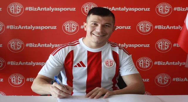 Antalyaspor, Paraguaylı forvet Samudio’yu transfer etti