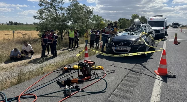 Kayseri’de trafik kazasında 2 kardeş yaşamını yitirdi