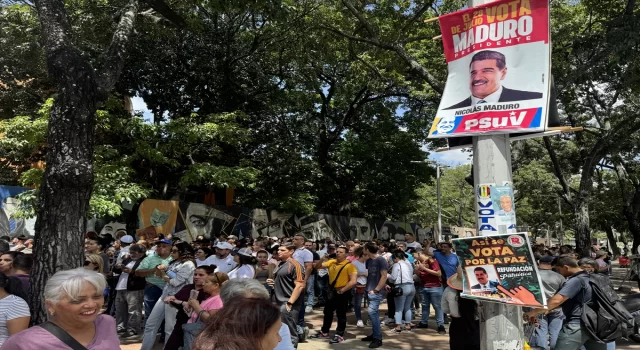 Venezuela’da halk, sandıklara yoğun ilgi gösteriyor