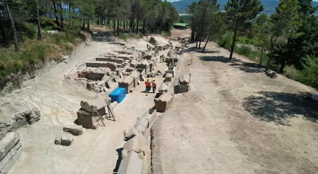 Tios Antik Kenti’nde Roma dönemine ait nekropol alanı gün ışığına kavuşuyor