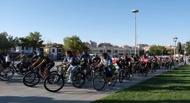 Konya’da ”Gazze İçin Durma, Boykot İçin Pedalla” etkinliği