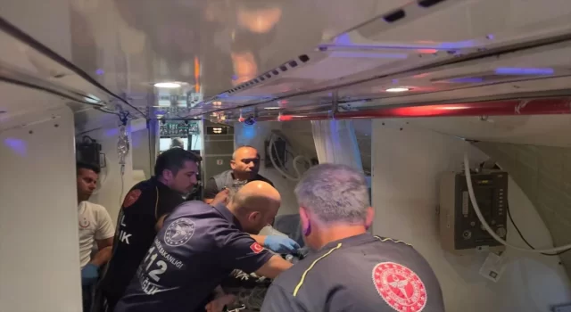 Hava Kuvvetlerinin ambulans uçağı, kalp rahatsızlığı bulunan 2 çocuk için havalandı