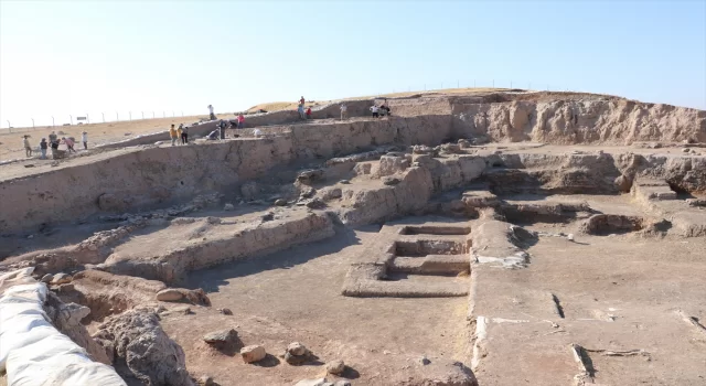 Oylum Höyük kazıları 35 kişilik ekiple yeniden başladı