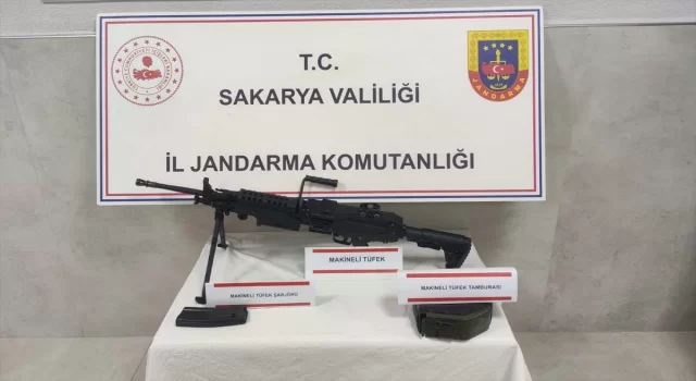 Sakarya’da uzun namlulu makineli tüfek satmaya personel sanık yakalandı