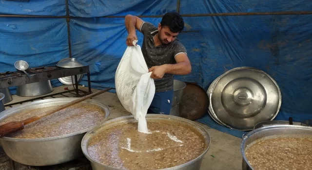 Burdur’da imece usulüyle yapılan aşure 4 bin kişiye ikram edildi