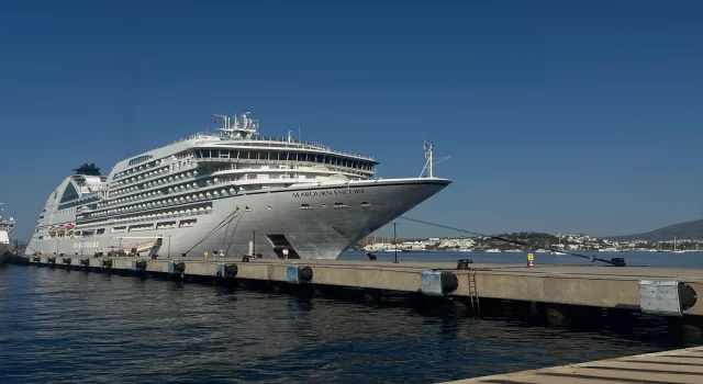 Bodrum’a ”Seabourn Encore” kruvaziyeri 571 yolcu getirdi