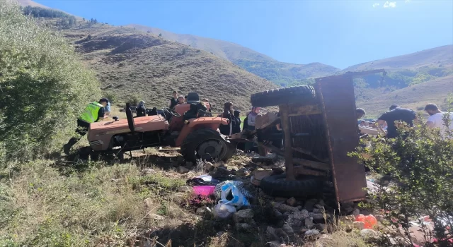 Erzurum’da traktörün devrildiği kazada 11 kişi yaralandı