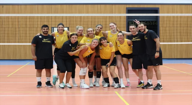 VakıfBank Kadın Voleybol Takımı, sezon hazırlıklarına başladı