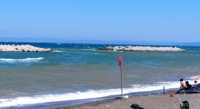 Sakarya, Kocaeli ve Düzce sahillerinde denize girmek yasaklandı