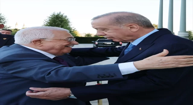 Cumhurbaşkanı Erdoğan, Filistin Devlet Başkanı Abbas ile bir araya geldi