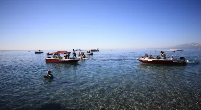 Antalya’da ”Aslan Balığı Avlama Yarışması” düzenlendi