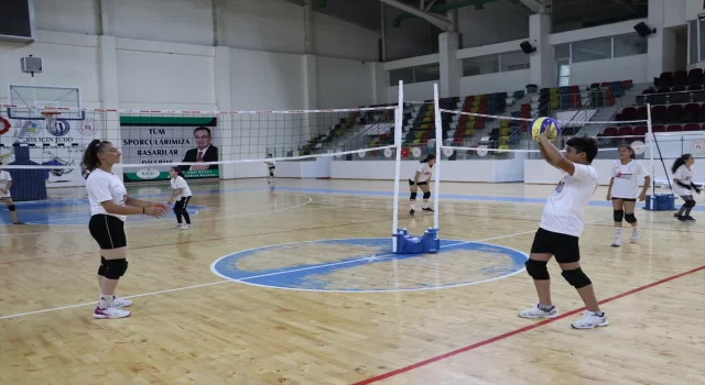 Fabrika Voleybol’un yeni okulu Kilis’te açıldı