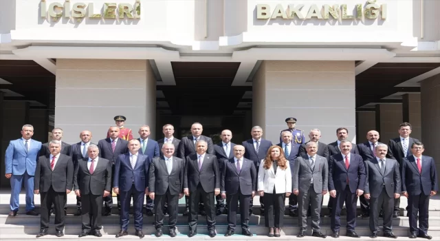 İçişleri Bakanı Yerlikaya, 23 şehrin emniyet müdürünü kabul etti