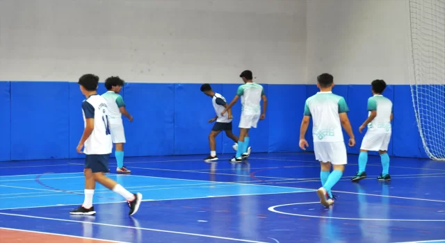 Devlet koruması altındaki gençlere yönelik futsal turnuvası Eskişehir’de başladı