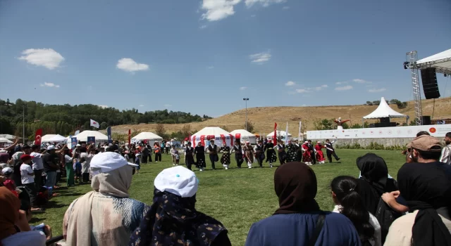 Ahlat’ta Malazgirt Zaferi’nin 953. yıl dönümü etkinlikleri devam ediyor