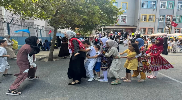 ”1. Uygur Sokak Oyunları Şenliği” İstanbul’da düzenlendi