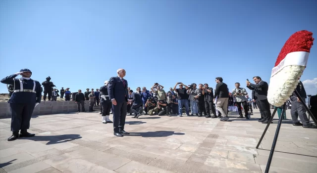 TBMM Başkanı Kurtulmuş, Kocatepe Başkomutan Mustafa Kemal Anıtı’ndaki törene katıldı