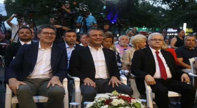 CHP Genel Başkanı Özel, Burhaniye Ören Turizm, Kültür ve Sanat Festivali’ne katıldı