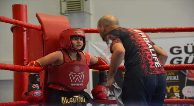 Bitlis’te düzenlenen Türkiye Minikler ve Yıldızlar Muaythai Şampiyonası sona erdi