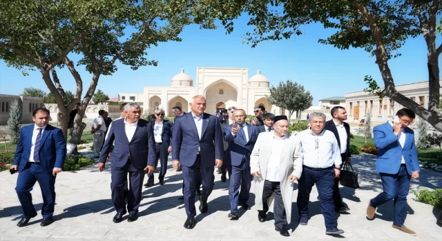 Kültür ve Turizm Bakanı Ersoy, Özbekistan’ın Buhara şehrinde incelemelerde bulundu: