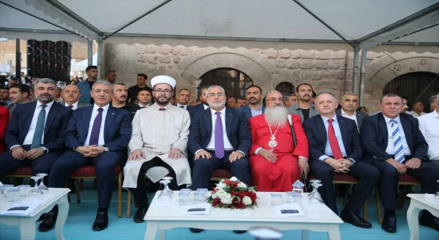 Bakan Işıkhan, ”3. Uluslararası Midyat Kültür ve Sanat Festivali”nde konuştu: