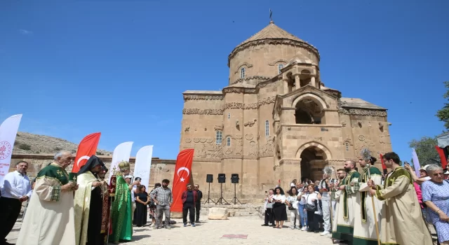 Akdamar Kilisesi’nde yapılan 12. ayin sona erdi