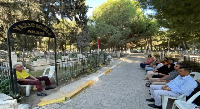 Merhum Vali Yazıcıoğlu, Söke’de mezarı başında anıldı