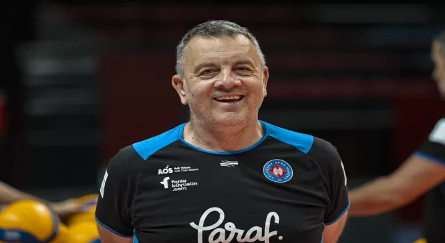 Halkbank Erkek Voleybol Takımı’nın yeni başantrenörü Kolakovic, takımını sezona hazırlıyor: