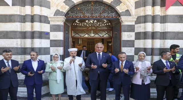 Kültür ve Turizm Bakanı Ersoy, Gaziantep’te cami açılışına katıldı