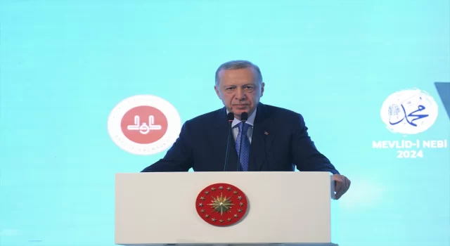 Cumhurbaşkanı Erdoğan: ”(Narin Güran cinayeti) Bu vahşet öne sürülerek aile müessesi, dini kurumlar, hatta Kürt kardeşlerimiz hedef alınıyor. Açık söylüyorum bu vicdansızlıktır.”