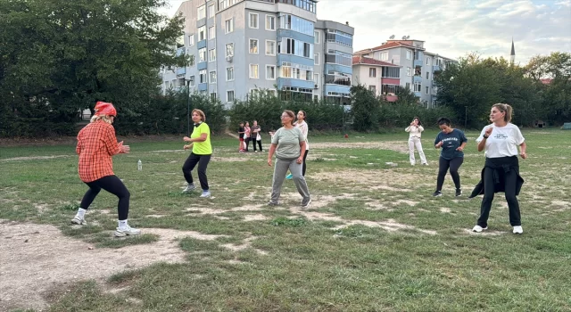 Kırklareli’nde kadınlar Avrupa Hareketlilik Haftası’nda zumba yaptı