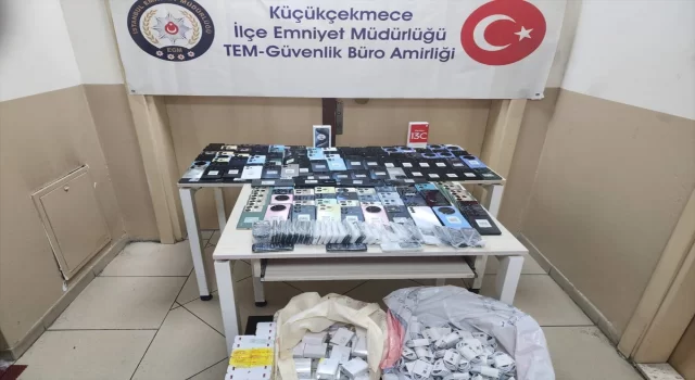 Küçükçekmece’de 210 kaçak cep telefonu ele geçirildi