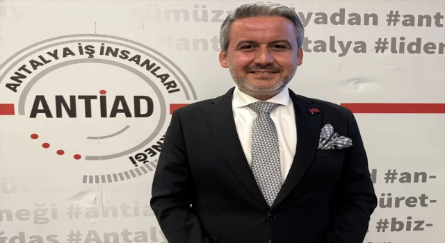 Antalyalı iş insanları yatırım alanları hakkında bilgilendirildi