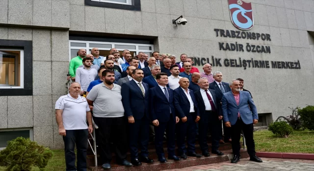 Trabzonspor’dan amatör kulüplere malzeme desteği