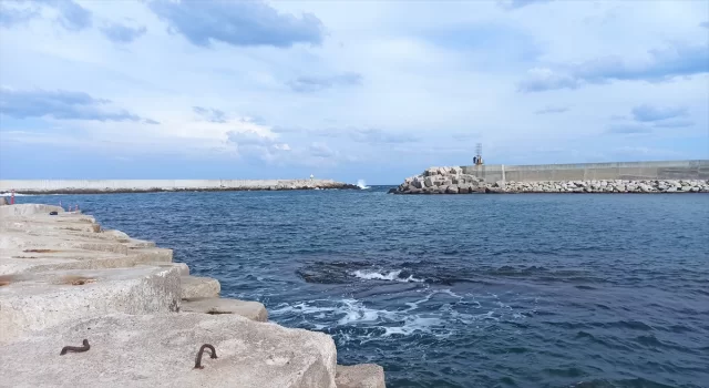 Kocaeli’de alabora olan tekneden denize düşen balıkçı kayboldu