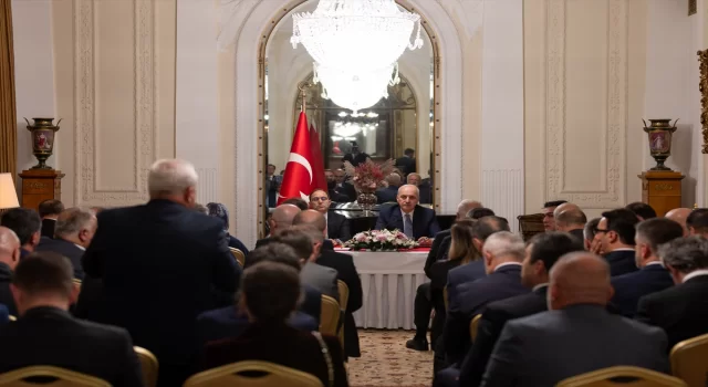 TBMM Başkanı Kurtulmuş, Moskova’da RusTürk İş Adamları Birliği üyeleriyle bir araya geldi: