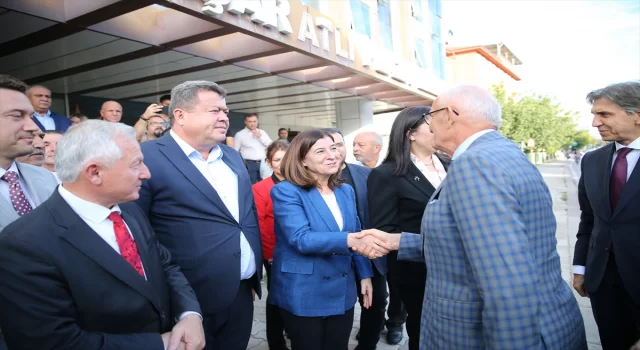 AK Parti Genel Başkan Yardımcısı Yılmaz, Edirne’de partililerle buluştu: