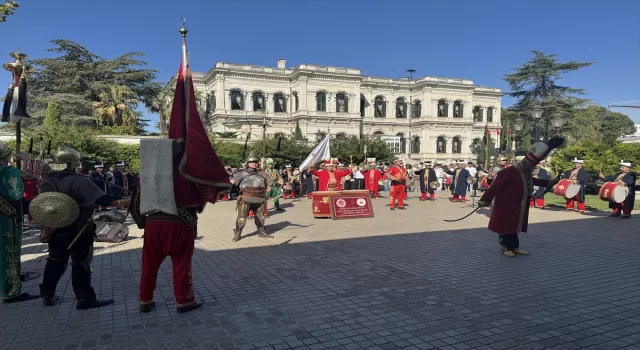 Mehteran Birliğinin Yıldız Sarayı’ndaki gösterisi ilgi gördü