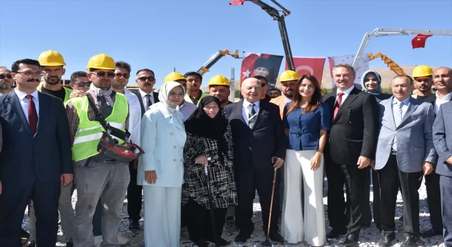 Aile ve Sosyal Hizmetler Bakanı Göktaş, Çocuk Evleri Sitesi’nin temel atma töreninde konuştu: