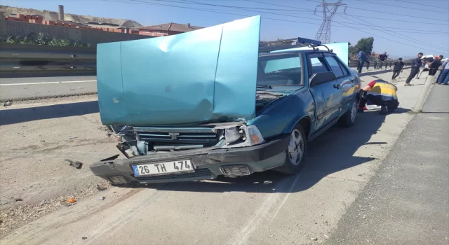 Afyonkarahisar’da trafik kazasında 1 kişi öldü, 2 kişi yaralandı