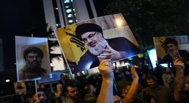 Hizbullah lideri Nasrallah’ın öldürülmesi İsrail’in İstanbul Başkonsolosluğu önünde protesto edildi 