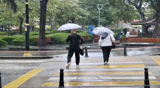 Trabzon’da sağanak etkili oldu