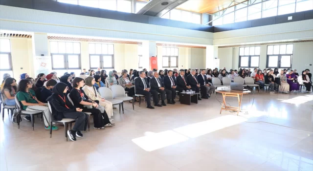 Bitlis’te ”Maziden Atiye Ahlat” öğrenci programı başladı