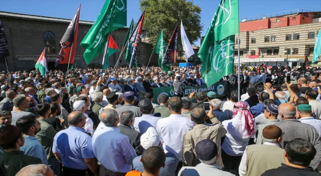 Diyarbakır’da İsrail’in Gazze’ye yönelik saldırıları protesto edildi