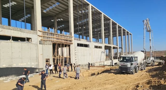 Tekirdağ’da ara katı çöken fabrika inşaatında 1 işçi öldü, 3 işçi yaralandı