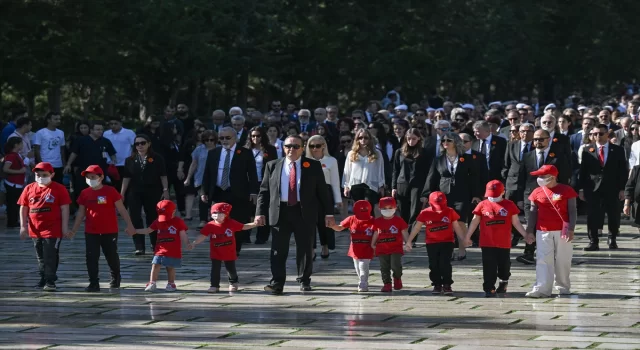 LÖSEV’den Anıtkabir’e ziyaret