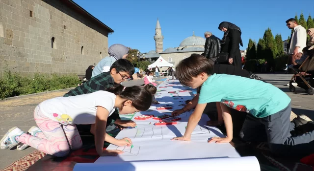 Erzurum’da sağlık çalışanları Gazze için 47’nci kez yürüdü